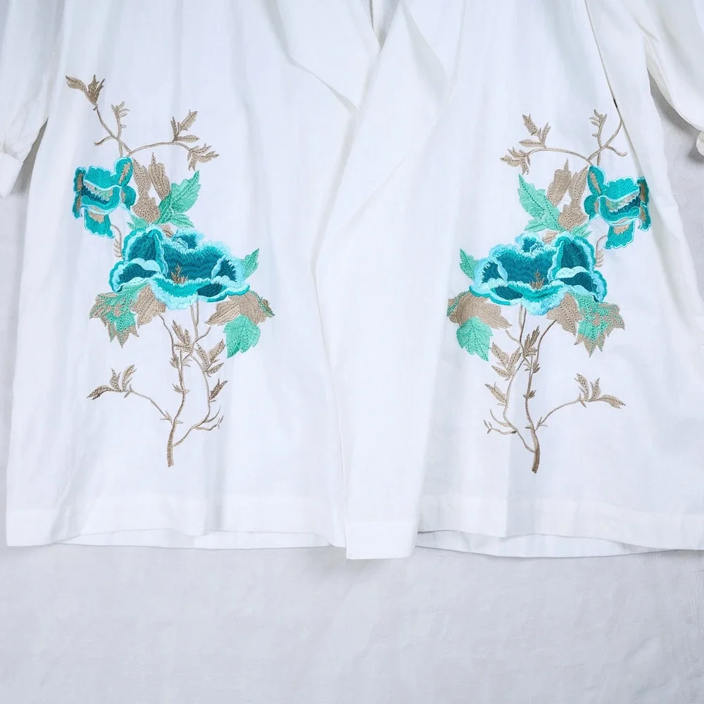 Chico's Long Embroidered Topper Jacket Optic White Floral Linen Blend Size 4